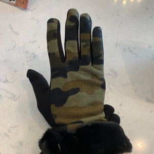 Camo Faux / Fur Smart Touch Gloves